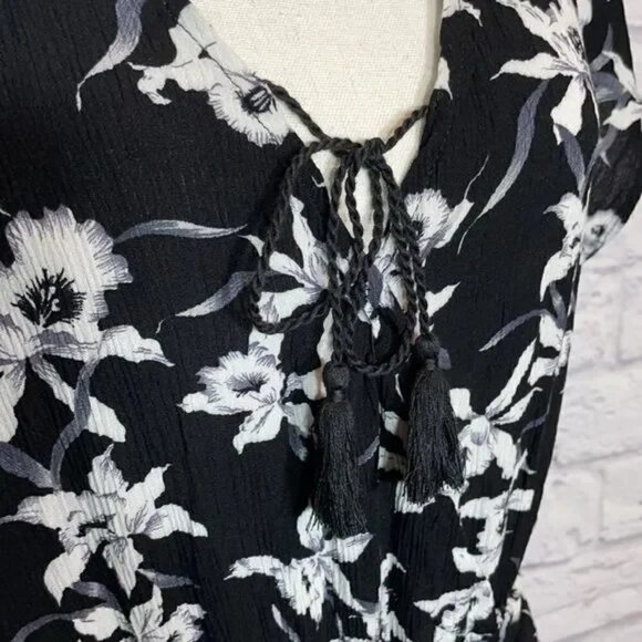 Black and White floral Whimseycore Romantic midi dress Size Large - Picture 8 of 11
